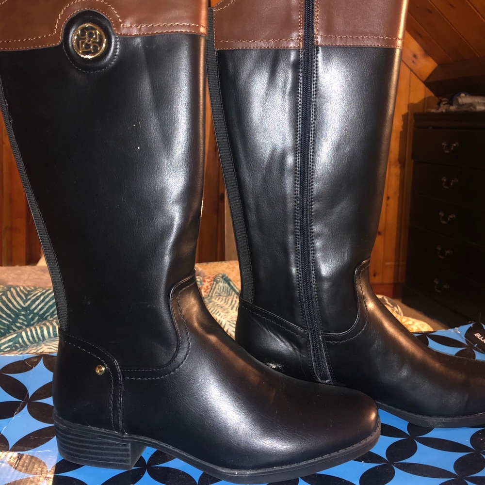Liz Claiborne boots , never worn